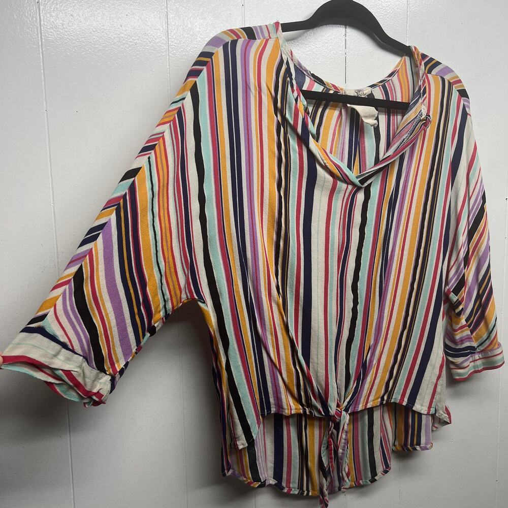Blue Pepper Multicolor Striped 3/4 Sleeve V-Neck Womens Top Size Small Tie Front - Picture 5 of 11